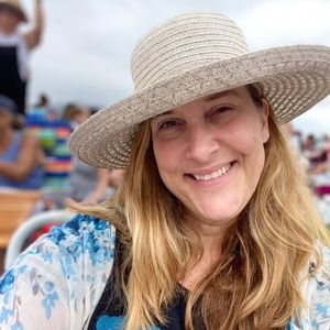 Meet your Posher, Mindy